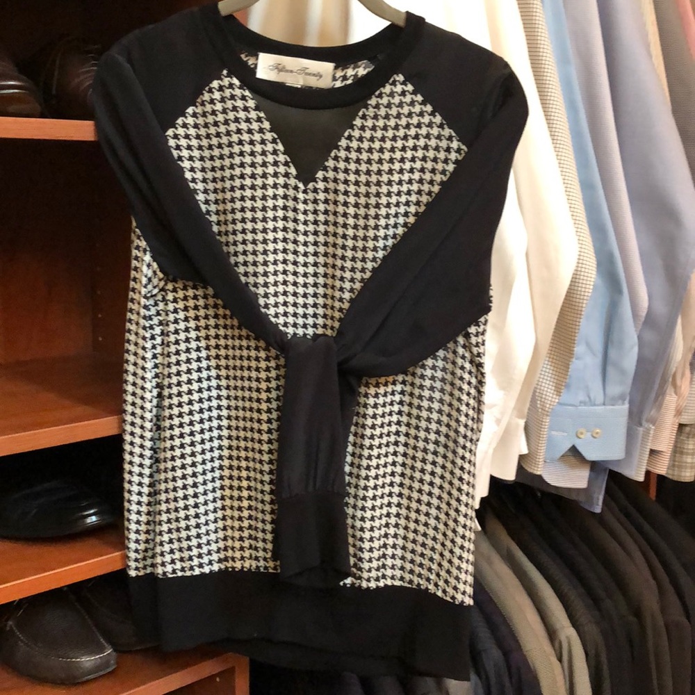 Silk sweatshirt style top
